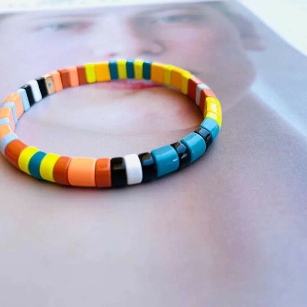 Roxanne Assoulin Good Vibration Bracelet - Picture 5 of 6